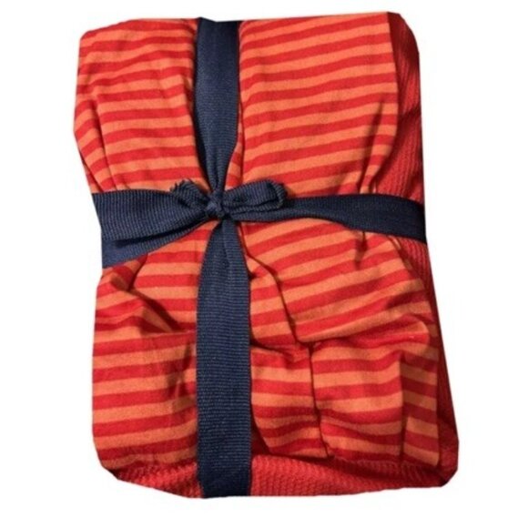 Isotoner 2 Piece Pajama Sleep Set NWT - Picture 2 of 3